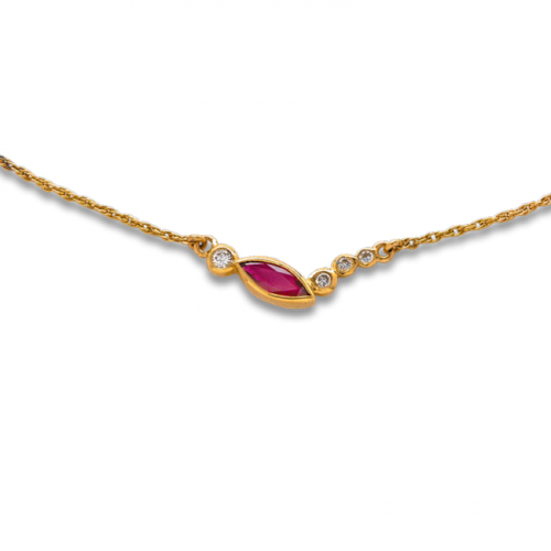 Quatrain pendentif rubis navette diamants De Gralie