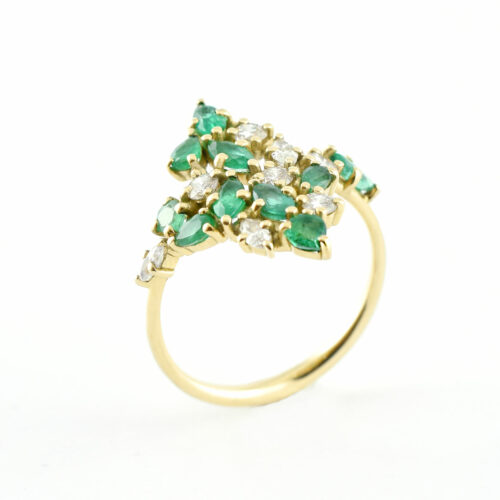 bague en or jaune avec émeraudes et diamants