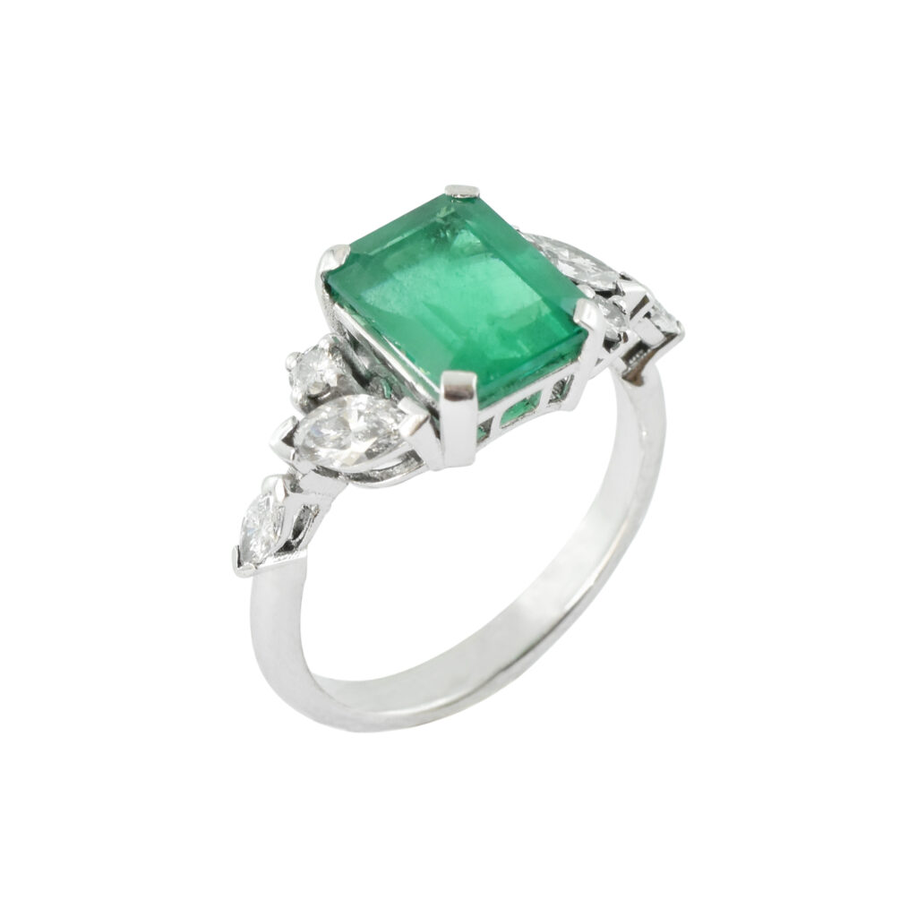 bague emeraude diamant or gris